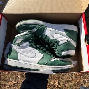 Nike Air Jordan 1 Green and White High-Top Sneakers